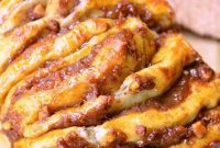 Spiced Pumpkin Pull-Apart Loaf