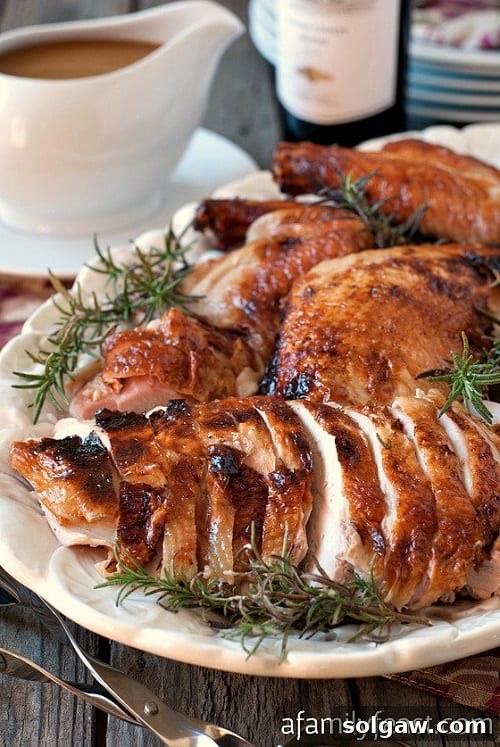 Harvesting Health: 50 Gluten-Free Thanksgiving Delights 3 Perfect Roast Turkey for Thanksgiving