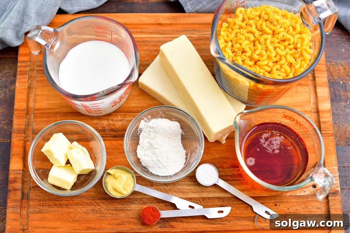 Craft Beer Mac and Cheese 3 ingredients to make macaroni and cheese with beer cheese sauce