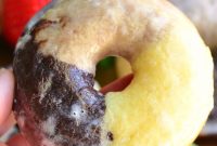 Neapolitan Glazed Baked Rings