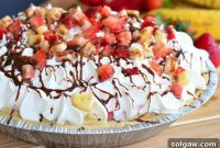 No-Bake Banana Split Dream Pie
