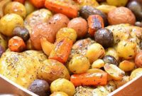 Sticky Garlic-Braised Chicken Drumsticks