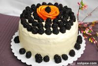 Luscious Blackberry Daiquiri Cake