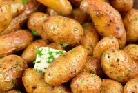 Crispy Golden Fingerling Potatoes