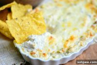 Creamy Chicken Enchilada Verde Dip