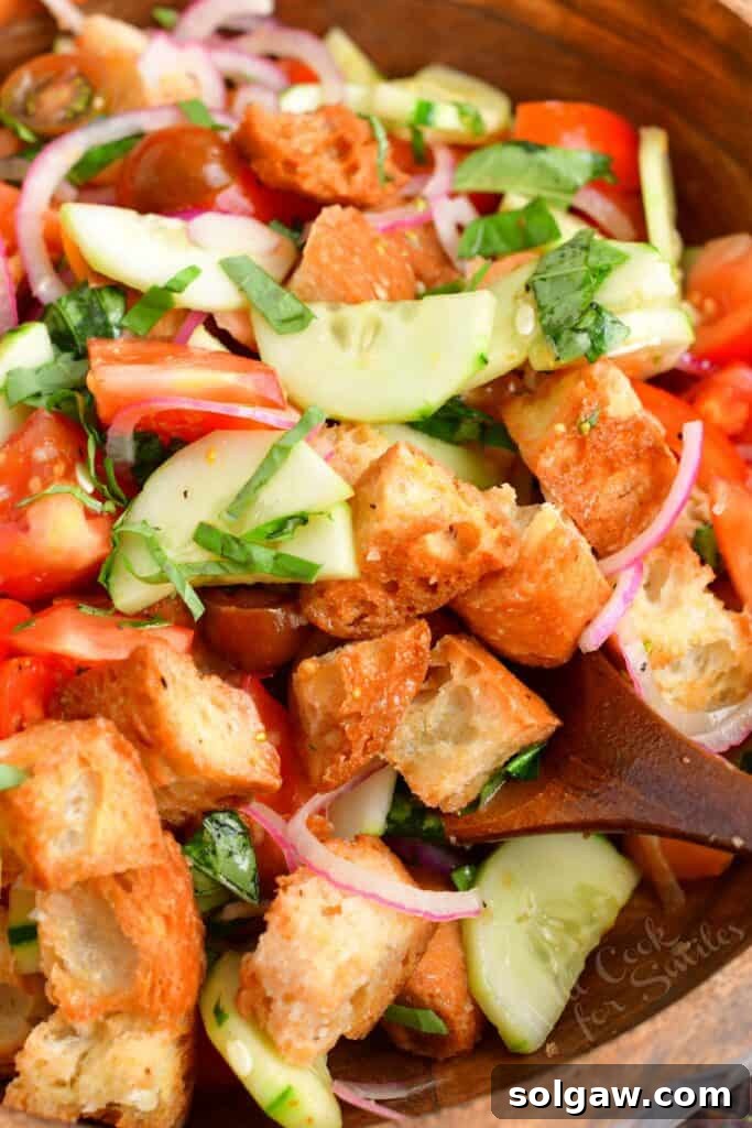 Two images side by side showing a close-up of Panzanella and the salad in a bowl.